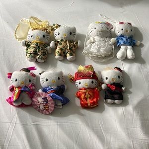 hello kitty x mc Donald mini dolls total of 8